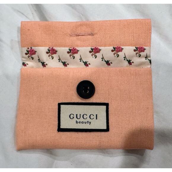 SET - GUCCI Beauty Pink Comb & Floral Pouch Set Rare Gift GWP Limited Edition - Picture 3 of 6